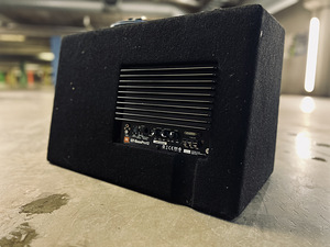 JBL 450w aktiivsubwoofer + kaablikomplekt (2 foto / 3)