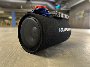 Blaupunkt 500w subwoofer + Blaupunkt võimendi + kaablid (1 foto / 2)