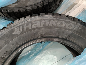 Hankook 195/65R15 (2017) 4TK = 50€ (1 foto / 4)