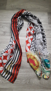 Uus sall Desigual