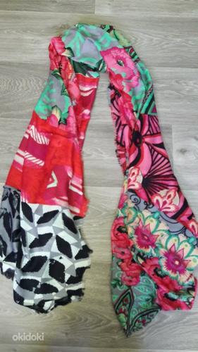 Desigual новый шарф (фото #1)