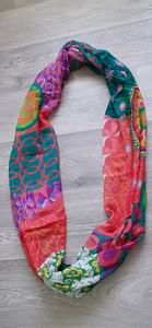 Uus Desigual sall (2 foto / 3)