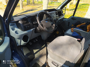 Ford Transit (8 фото из 10)
