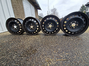 Jooks plekkvelgi 5x112 R16 (1 foto / 1)