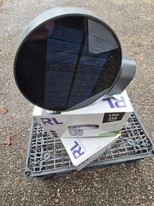 Solar LED lamp RL outdoor + sensor (2 foto / 3)