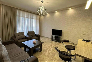 Տրվում է 3-սենյականոց բնակարան Արաբկիրում (2 լուսանկար / 9)