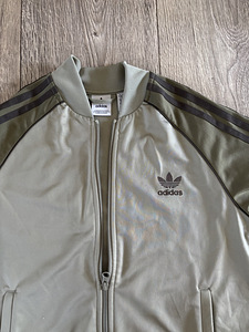 Adidas pusa (2 foto / 3)