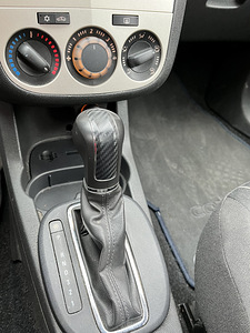 Opel Corsa 1.4 Enjoy ATM (9 foto / 10)