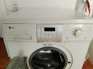 LG լվացքի մեքենա (3 фото из 3)