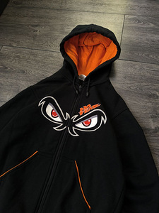 Zip hoodie no fear (2 foto / 3)