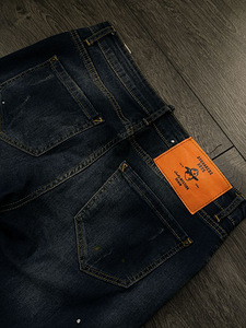 Jeans dsqared2 (2 foto / 4)