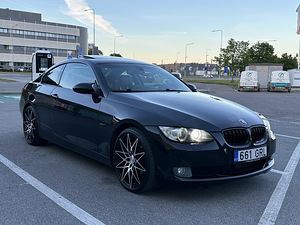 BMW 330XD (3 foto / 9)