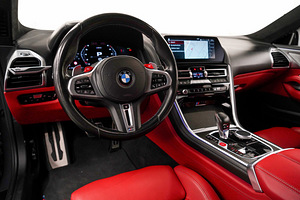 BMW M8 competition (5 фото из 11)