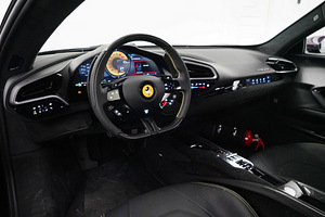 FERRARI 296 GTB ASSETTO FIORANO (3 фото из 6)