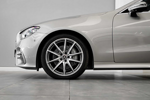 2023 MERCEDES E200 (3 լուսանկար / 5)