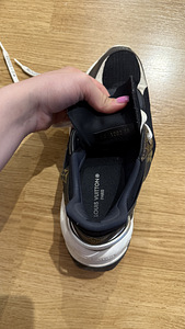 Naiste Louis Vuitton tossud (3 foto / 5)