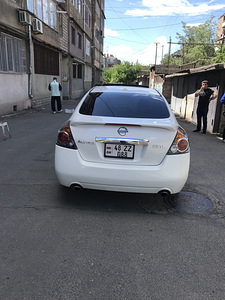 Nissan Altima 2.5s (4 լուսանկար / 11)