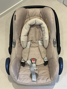 Turvatool Maxi Cosi + Easy Fix Base (2 foto / 3)