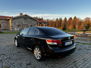 Toyota Avensis D-Cat 2.2 110kW (2 foto / 13)