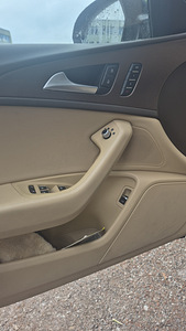 AUDI A6 C7 2014 (3 foto / 8)