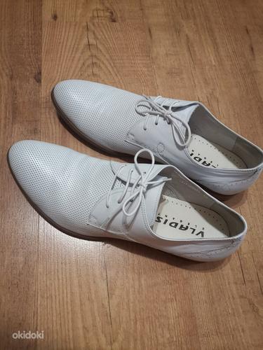 Кожаные белые туфли (мужские) (фото #1)