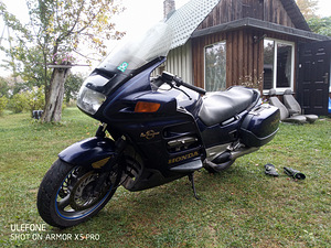 M/V Honda st1100 pan european (5 foto / 5)