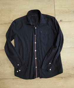 Tommy Hilfiger 164 (1 foto / 1)