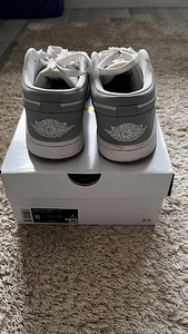 Jordan (4 фото из 4)