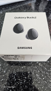 Samsung Galaxy Buds2 (1 foto / 2)