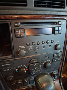 Volvo HU-650 raadio+.kliimaseade 2005+ Restyling (2 foto / 4)