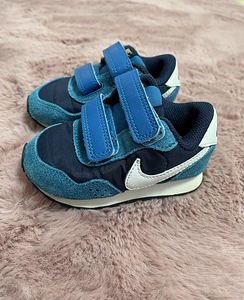 Nike tossud. 21 suurus