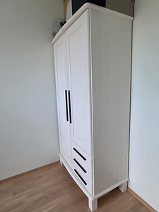 Riidekapp valge mänd kaheosaline (3 foto / 4)