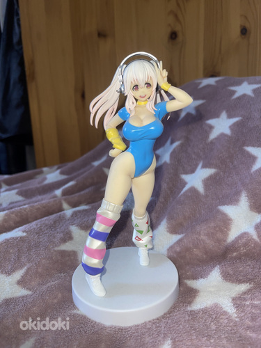Super Sonico figuur