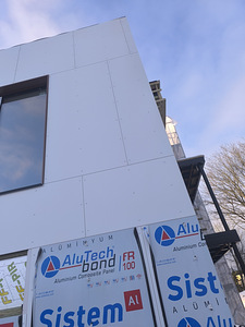 Alumiiniumkomposiitplaat fassaadidele | Tulekindel (4 foto / 5)