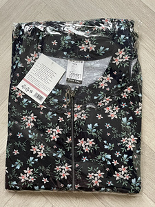 Женская одежда (XL) (3 фото из 4)