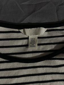 H&M kampsun (2 foto / 2)