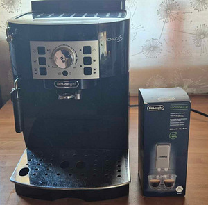DeLonghi Magnifica S Täisautomaatne Espressomasin 1,8 l (3 foto / 3)