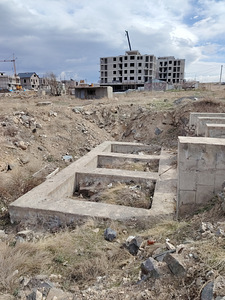 Տնամերձ հող (4 լուսանկար / 5)