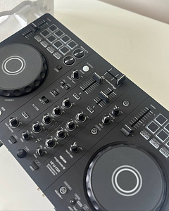 Pioneer DDJ-FLX4 - DJ-kontroller + Sennheiser HD 25 kõrvakla (3 foto / 4)