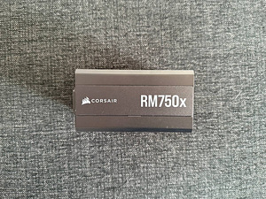 Müüa Corsair RM750x toiteplokk (4 foto / 7)
