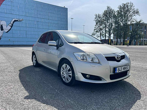 Toyota (11 фото из 11)