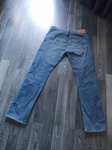 Джинсы Levi's 501