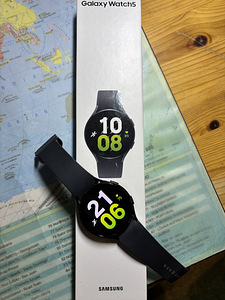Samsung Galaxy Watch 5 44mm (2 foto / 4)