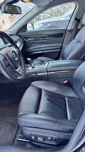 2013 BMW 740d xDrive 3.0 230kW (11 foto / 13)