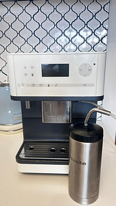 Кофемашина Miele (2 фото из 2)