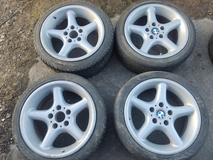 BMW erilaiused 17" veljed (1 foto / 6)