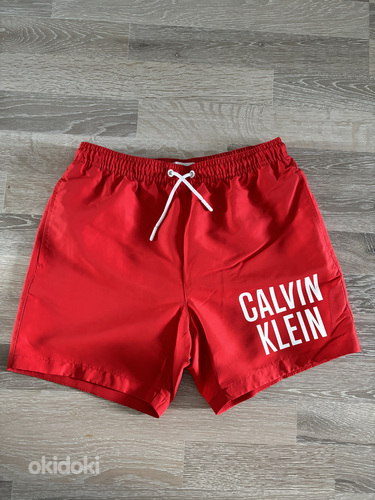 Calvin Klein ujumispüksid, 12-14 aastat