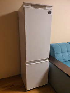 Integreeritav külmkapp (5 foto / 5)