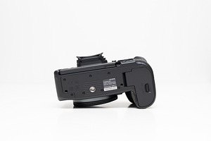 Canon EOS R6 (body) hübriidkaamera (8 foto / 10)