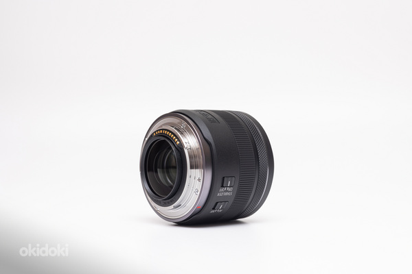 Canon RF 35mm f/1.8 IS Macro STM объектив (фото #8)